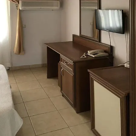 Yasemin Ερντέκ