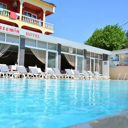 Yasemin Ερντέκ